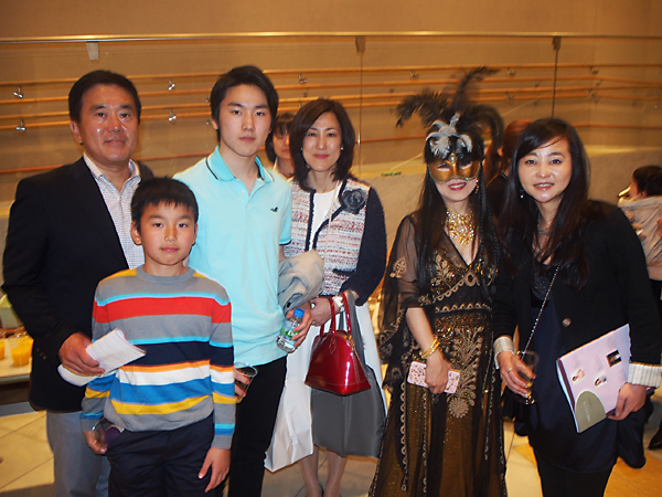 ��W��A�j�}���`�����e�B�R���T�[�g in �߂���p�[�V�����z�[���j