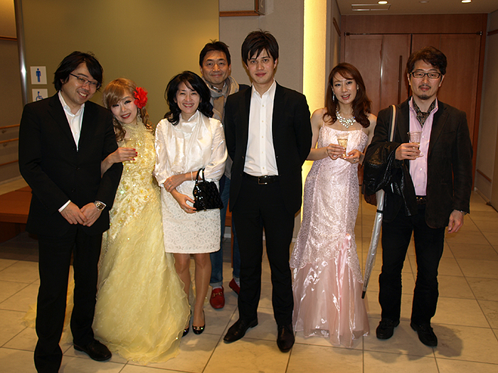 ��6��A�j�}���`�����e�B�R���T�[�g in �߂���p�[�V�����z�[���j