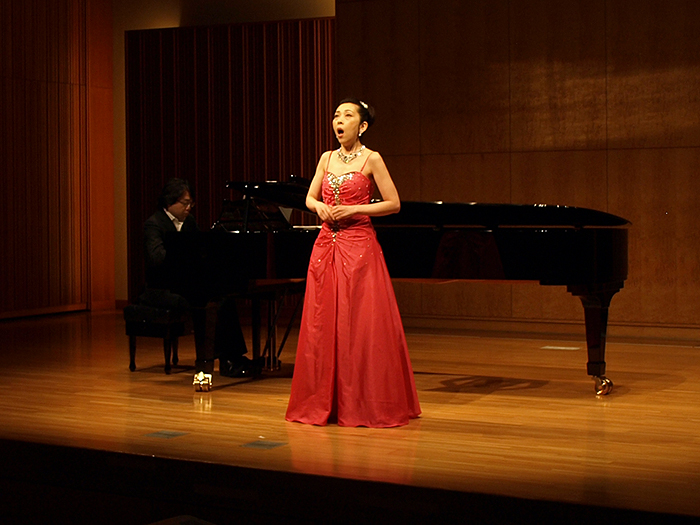 ��6��A�j�}���`�����e�B�R���T�[�g in �߂���p�[�V�����z�[���j