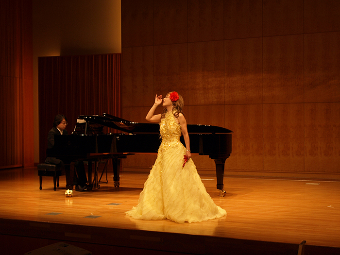 ��6��A�j�}���`�����e�B�R���T�[�g in �߂���p�[�V�����z�[���j