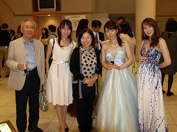 ��7��A�j�}���`�����e�B�R���T�[�g in �߂���p�[�V�����z�[���j