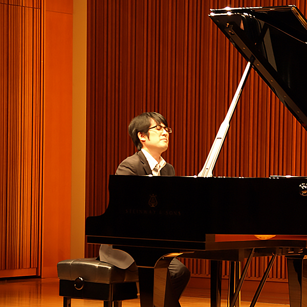 ��5��A�j�}���`�����e�B�R���T�[�g in �߂���p�[�V�����z�[���j