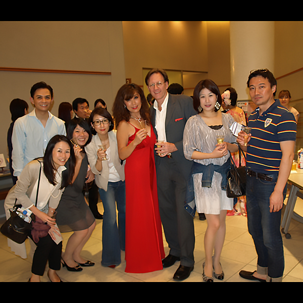 ��5��A�j�}���`�����e�B�R���T�[�g in �߂���p�[�V�����z�[���j